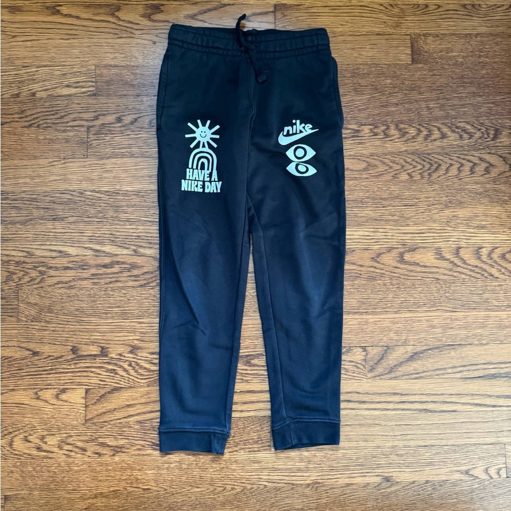 Nike Kids Special Edition Black Jogger Sweatpants. Size Small